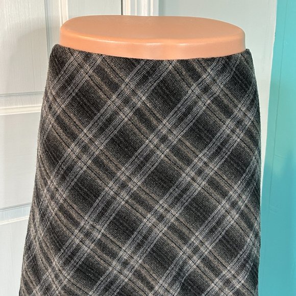 Isda & Co. wool blend plaid midi a-line skirt (size 10) - Picture 3 of 11